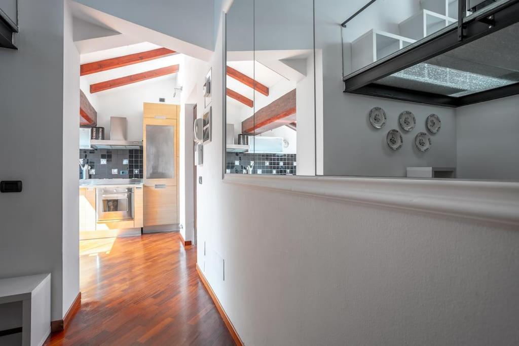 De Amicis' Nest - City Center Милано Екстериор снимка